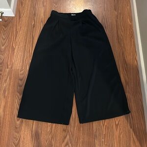 Max Studio Wide Leg pants